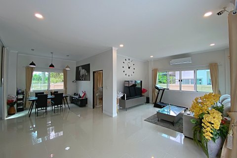 Villa à Hua Hin, Thaïlande 4 chambres № 168507 - photo 6