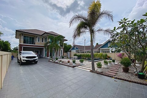 Villa à Hua Hin, Thaïlande 4 chambres № 168507 - photo 2