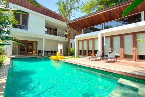 Villa in Hua Hin, Thailand 3 bedrooms № 168511