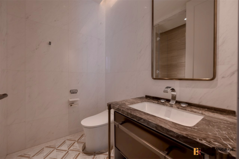 Condo in Bangkok, Thailand, 2 bedrooms № 234035 - photo 5