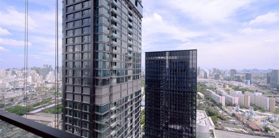 Condo in Bangkok, Thailand, 2 bedrooms № 234035