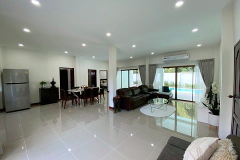 House in Hua Hin, Thailand 3 bedrooms № 168101 - photo 9