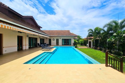 Дом в Хуа Хине, Таиланд с 4 спальнями  № 168098 - фото 4