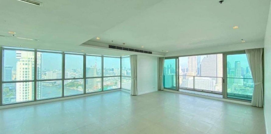 Condo in Khlong San, Bangkok, Thailand, 3 bedrooms  № 134039