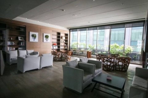 Condo à Watthana, Bangkok, Thaïlande, 3 chambres  № 134040 - photo 7