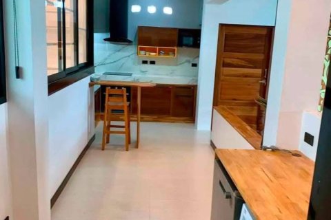 Villa in Ko Samui, Thailand 3 bedrooms № 162136 - photo 8