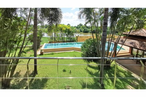 Villa à Tha Bo, Thaïlande 5 chambres № 142057 - photo 2