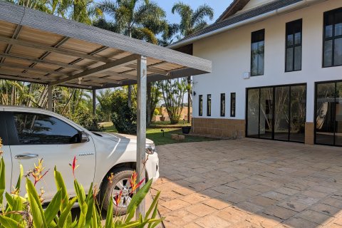 Villa à Tha Bo, Thaïlande 5 chambres № 142057 - photo 9