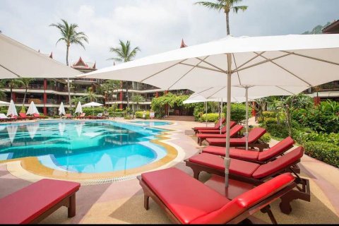 Condo in Kathu, Thailand, 2 bedrooms  № 142054 - photo 1