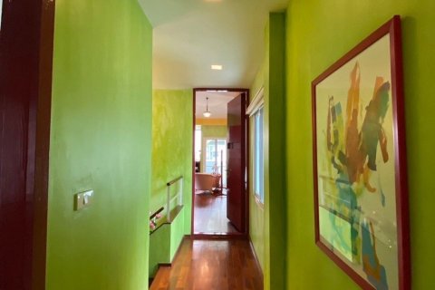 Вилла в Бангкоке, Таиланд с 3 спальнями  № 142056 - фото 9