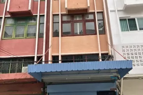 Townhouse in Chatuchak, Bangkok, Thailand 9 bedrooms № 142055 - photo 2