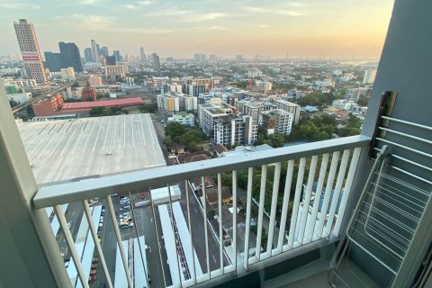 Студия в кондо в Клонг Тоэй, Бангкок, Таиланд № 138536 - фото 22