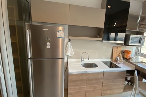 Студия в кондо в Клонг Тоэй, Бангкок, Таиланд № 138536 - фото 7