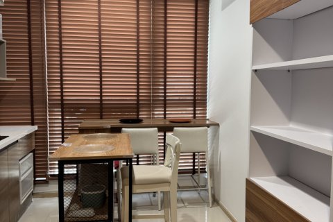 Студия в кондо в Клонг Тоэй, Бангкок, Таиланд № 138536 - фото 9