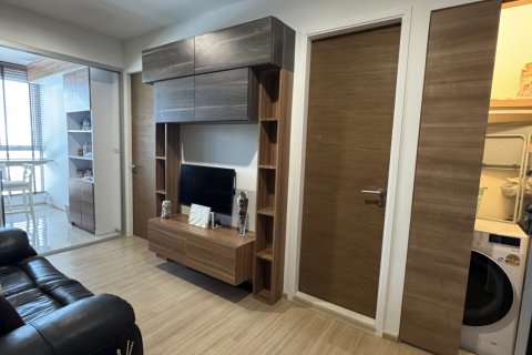 Студия в кондо в Клонг Тоэй, Бангкок, Таиланд № 138536 - фото 4