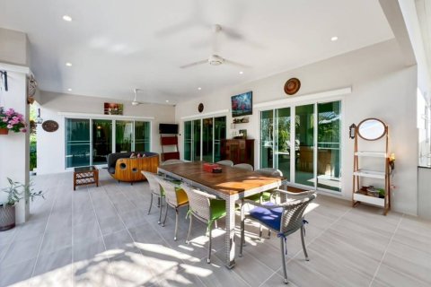 Вилла в Хуа Хине, Таиланд с 3 спальнями  № 155857 - фото 13