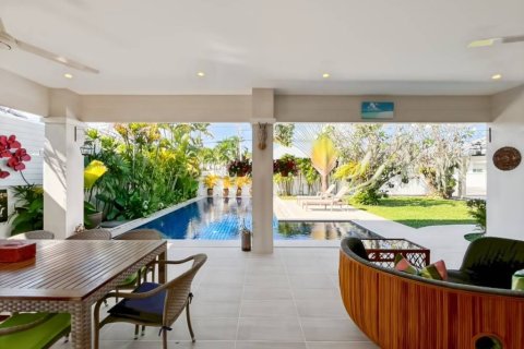 Вилла в Хуа Хине, Таиланд с 3 спальнями  № 155857 - фото 12