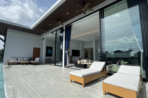 Villa in Bang Tao, Thailand 5 bedrooms № 166294 - photo 15
