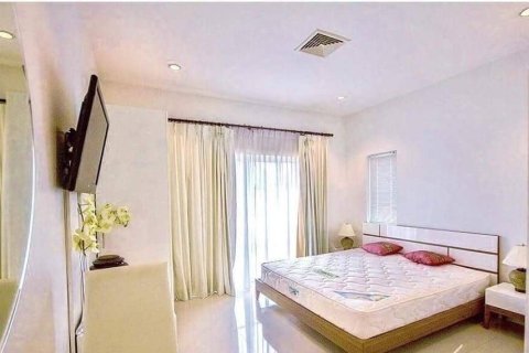 Villa in Hua Hin, Thailand 4 bedrooms № 152169 - photo 9