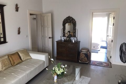 Villa in Hua Hin, Thailand 4 bedrooms № 152169 - photo 7