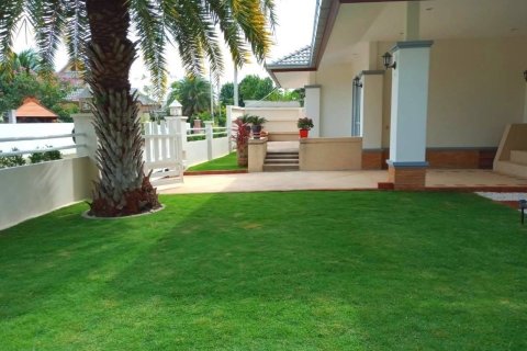 Villa in Hua Hin, Thailand 4 bedrooms № 152169 - photo 15