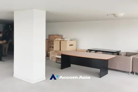 Estudio en el condominio en Bang Rak, Bangkok, Tailandia № 219486