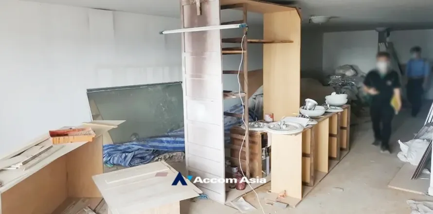 Studio in the Condo in Bang Rak, Bangkok, Thailand № 219487