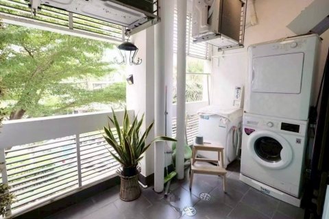 Condo in Huai Khwang, Bangkok, Thailand, 2 bedrooms  № 164577 - photo 6