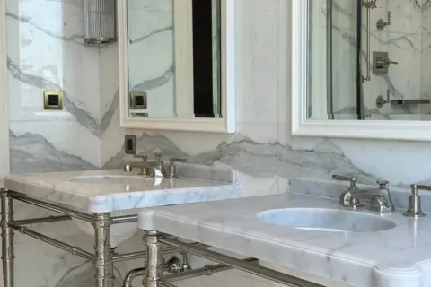 Кондоминиум с 2 спальнями в Патхум Ване, Бангкок, Таиланд № 164581 - фото 4