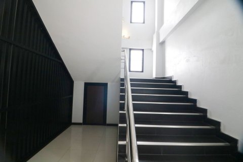 Maison à Udon Thani, Thaïlande 10 chambres № 153058 - photo 11