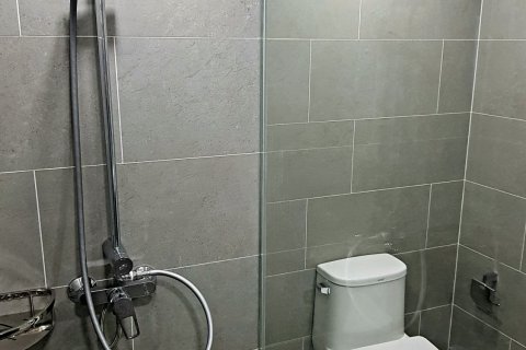 Студия в кондо в Ваттхане, Бангкок, Таиланд № 153060 - фото 5