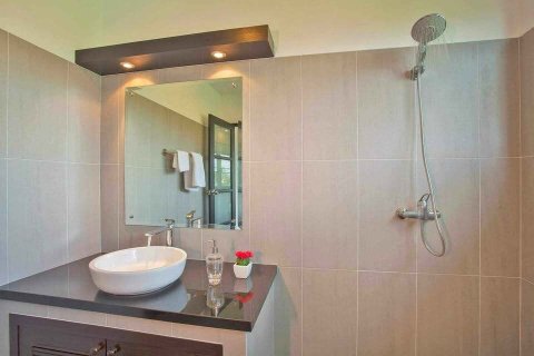 Villa in Phuket, Thailand 3 bedrooms № 172268 - photo 14