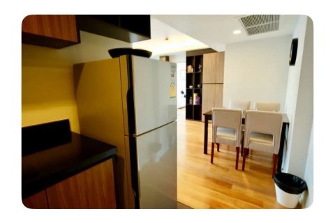 Condo in Khlong Toei, Bangkok, Thailand, 2 bedrooms № 169483 - photo 18