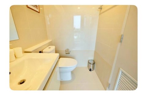 Condo in Khlong Toei, Bangkok, Thailand, 2 bedrooms № 169483 - photo 20