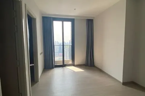 Condo in Huai Khwang, Bangkok, Thailand, 1 bedroom  № 218707