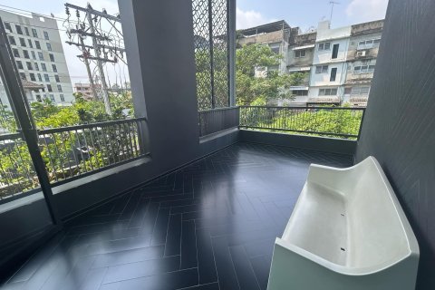 Condo à Samut Prakan, Thaïlande, 2 chambres № 154144 - photo 5