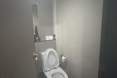 Condo à Samut Prakan, Thaïlande, 2 chambres № 154144 - photo 13