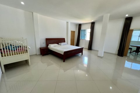 Дом в Паттайе, Таиланд с 8 комнатами № 174006 - фото 19