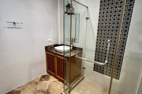 Дом в Паттайе, Таиланд с 8 комнатами № 174006 - фото 26