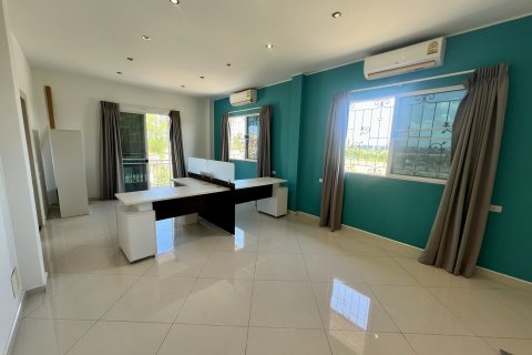 Дом в Паттайе, Таиланд с 8 комнатами № 174006 - фото 29