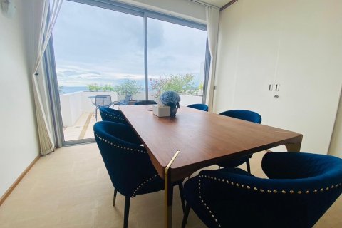 Condo in Kamala, Thailand, 2 bedrooms  № 174008 - photo 9