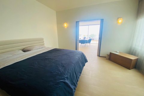 Condo in Kamala, Thailand, 2 bedrooms  № 174008 - photo 18