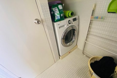 Condo in Kamala, Thailand, 2 bedrooms  № 174008 - photo 25