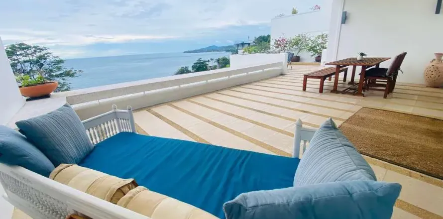 Condo in Kamala, Thailand, 2 bedrooms  № 174008