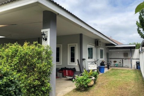 House in Hang Dong, Thailand 3 bedrooms № 135503 - photo 2