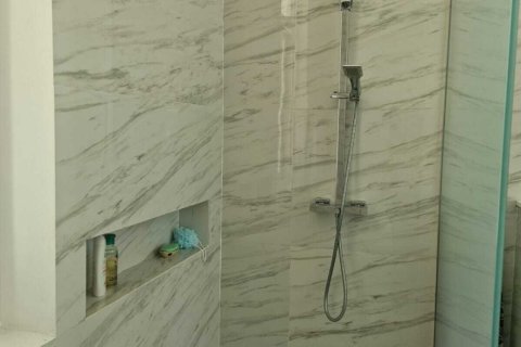 Villa in Ko Samui, Thailand 2 bedrooms № 135508 - photo 11