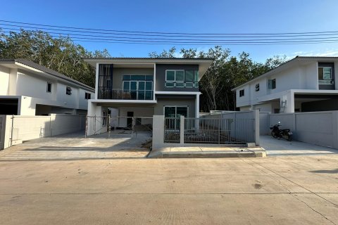 Дом в Паклоке, Таиланд с 4 спальнями  № 135505 - фото 1