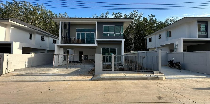 Дом в Паклоке, Таиланд с 4 спальнями  № 135505