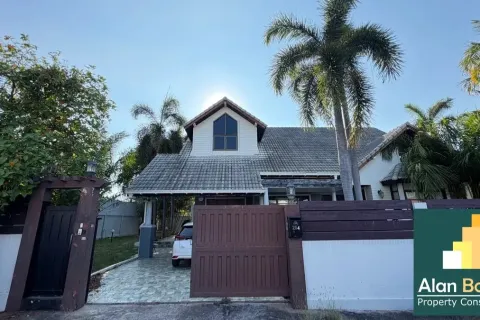 บ้านในพัทยา, ประเทศไทย 4 ห้องนอน № 211041