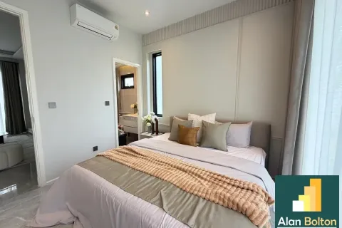 Casa de 4 dormitorios en Pattaya, Tailandia № 211040 - foto 6